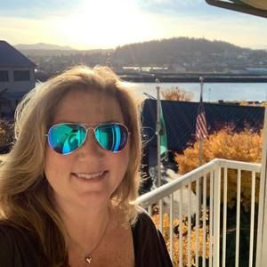 Meet your Posher, Tessa